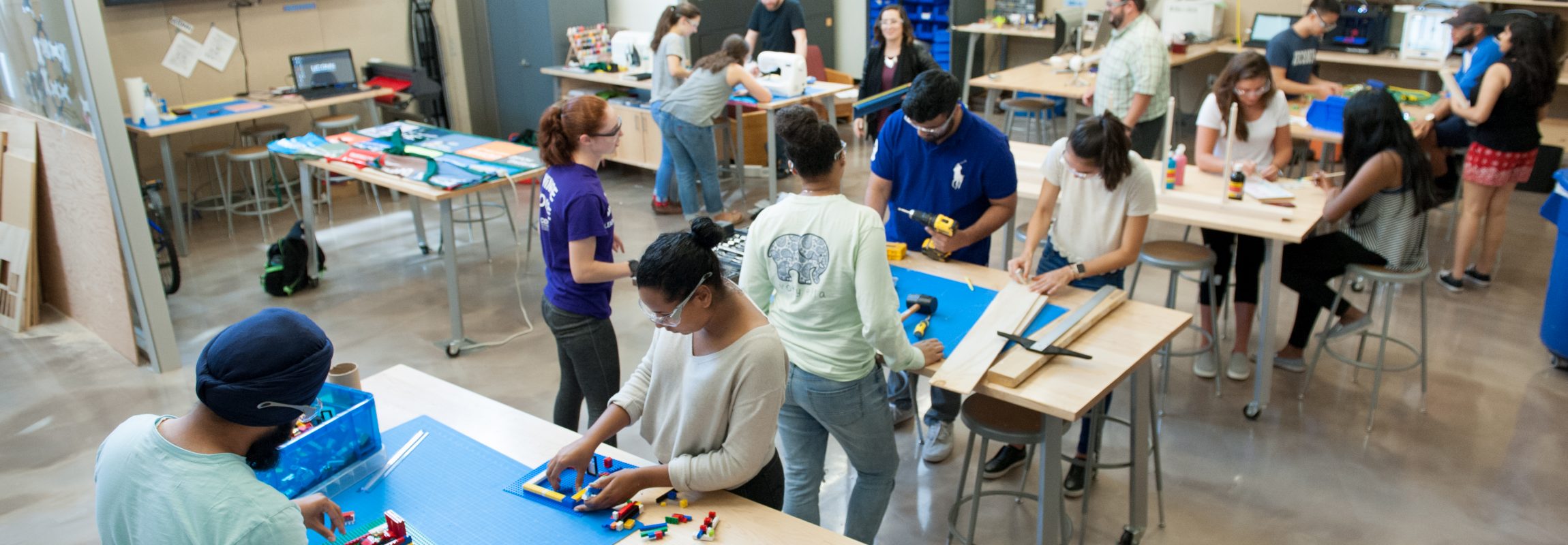 LC Maker Space with FYE Students